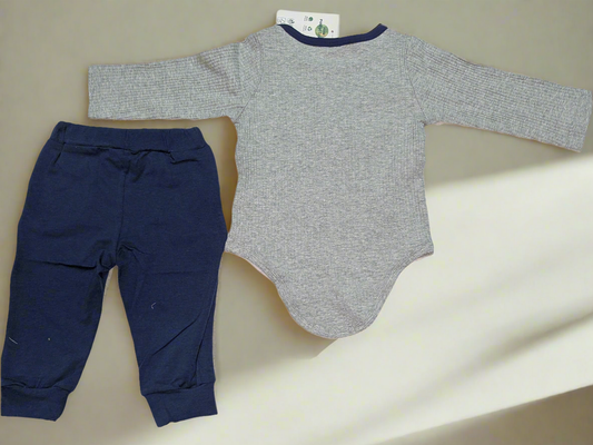 Romper and trouser for baby boys